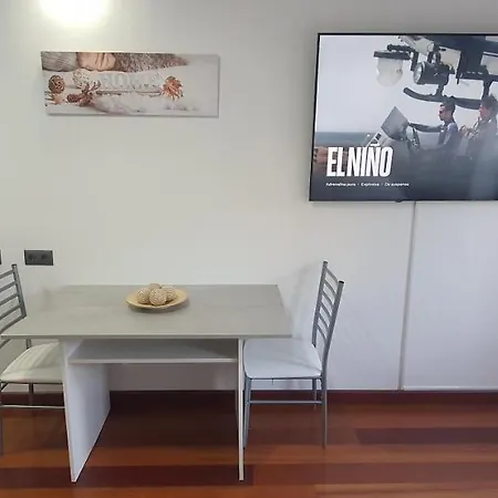 Triana Apartment *
